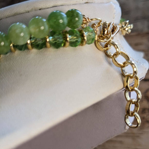 Green Crystals & Jade Pendant  Two Strand Necklace In Yellow Gold - Picture 6 of 9